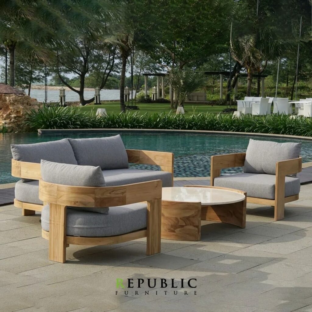 How to Choose the Best Teak Garden Furniture