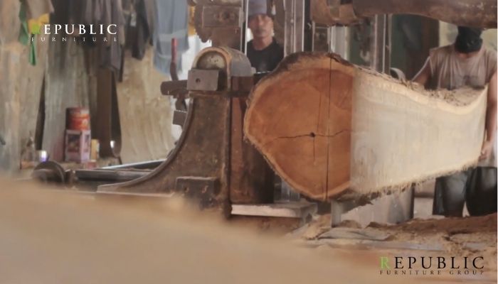 republic furniture heavy teak wood