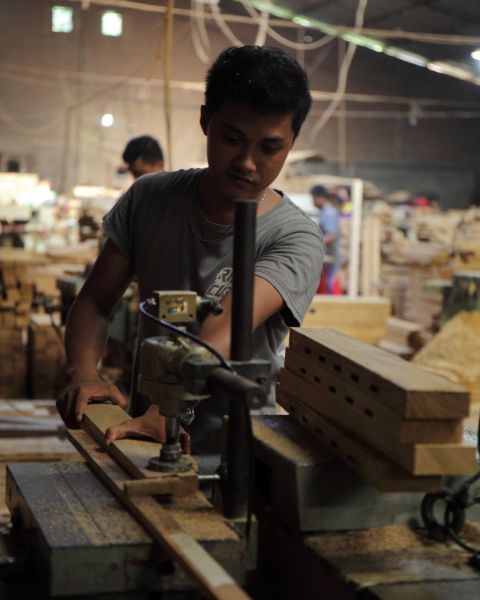 republic furniture factory